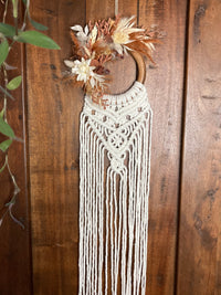 Macramé wandhanger met houten ring en naturel katoen macramétouw