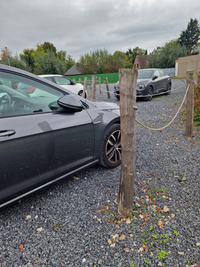 Synthetisch vlastouw om parkeervakken in te delen, toepassingsfoto